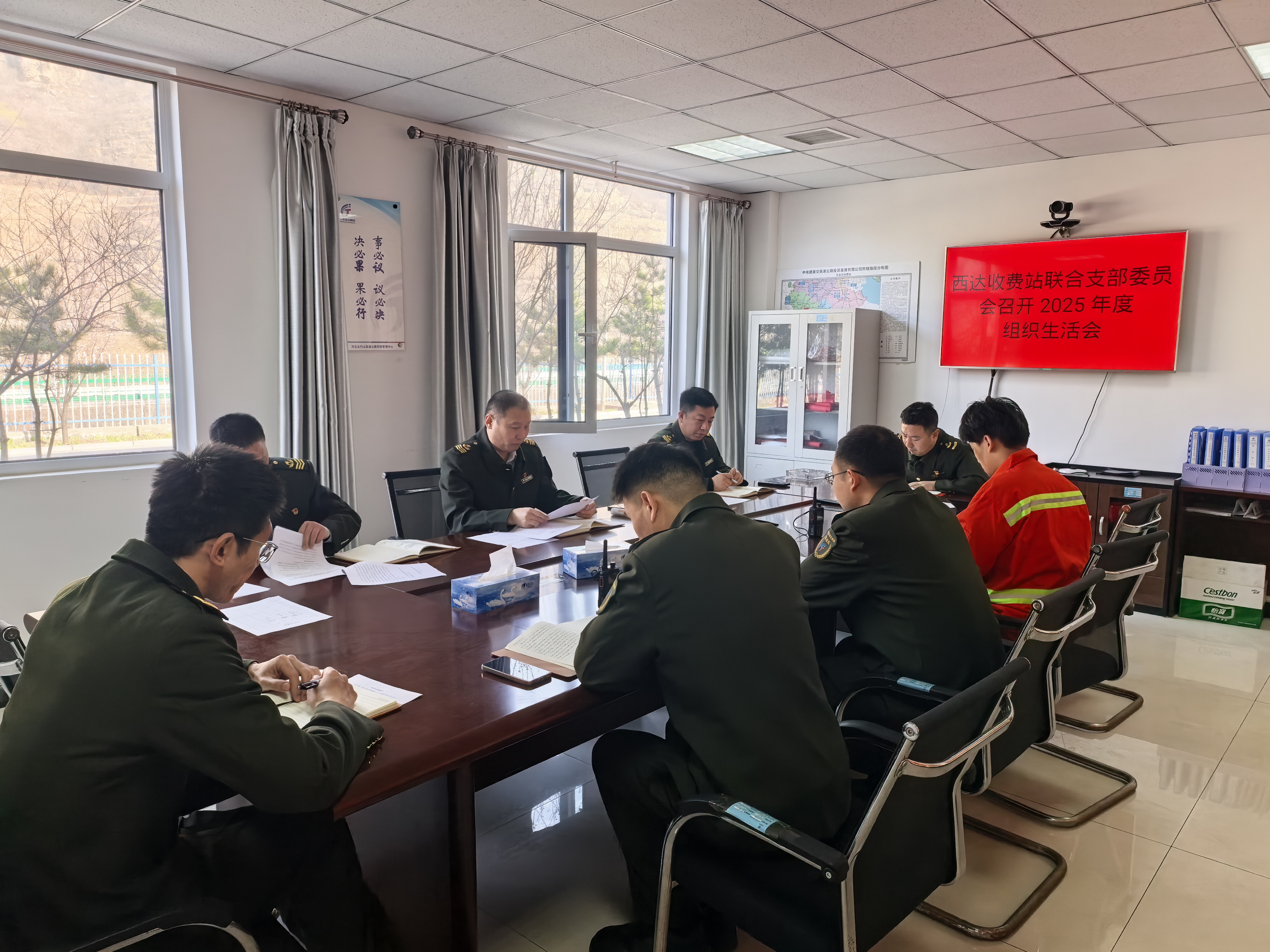 daa6ccac0bf1ed47d8bb6da0ab3cf73e.jpg